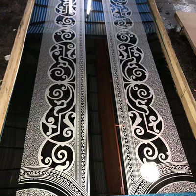 304 panneaux de mur gravés à l'eau-forte de feuille d'acier inoxydable d'ascenseur de modèle de miroir 1219x2438mm