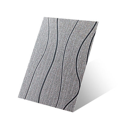 Teinture de grain de bois Finition en relief Panneau en acier inoxydable Taille de coupe personnalisée 1 mm 1,2 mm 1,5 mm d'épaisseur