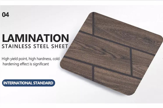 Plats décoratifs de la stratification de feuille d'acier inoxydable de grain de film en bois de PVC solides solubles